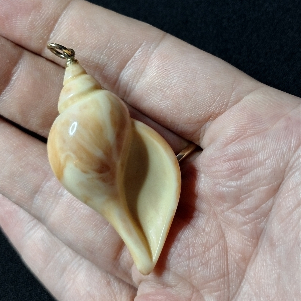 Cream Faux Shell Pendant
